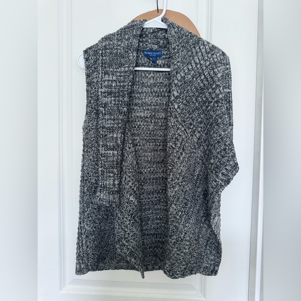 Karen Scott Black and White Knit Sweater
